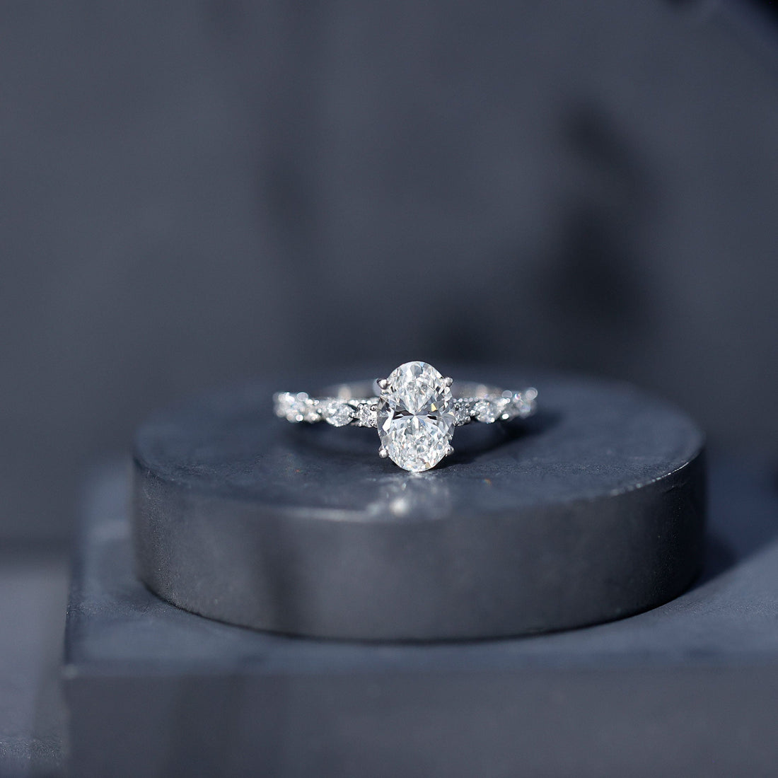2 Carat Oval Lab Grown Diamond Engagement Ring with IGI Certificate